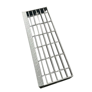 Reja de acero para escaleras, pelda&ntilde;os de escalera